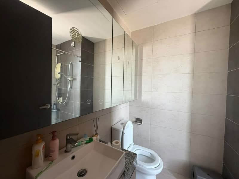 Servis Apartment untuk Disewa di Luminari - CC Ooi - Bathroom - PropertyGuru.com.my