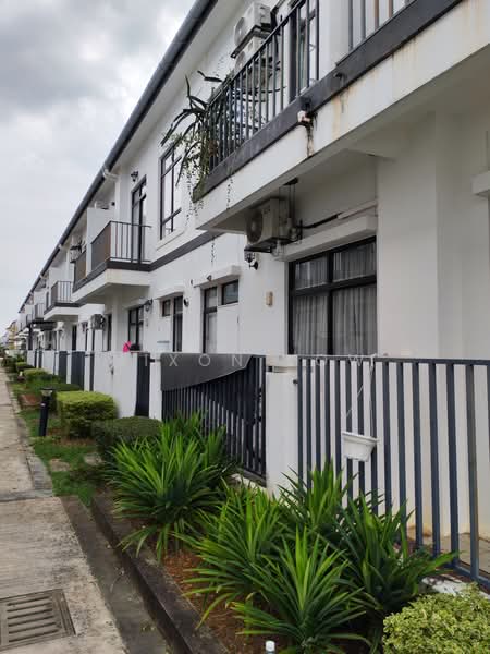 Rumah Teres 2 Tingkat untuk Dijual di Eco Grandeur (Puncak Alam) - Nixon Low - Exterior - PropertyGuru.com.my