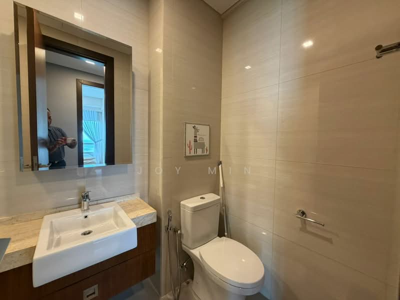 Servis Apartment untuk Disewa di Puteri Cove Residences - Joy Min - Bathroom - PropertyGuru.com.my