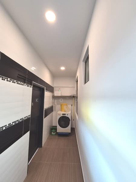 2-storey Terraced House for Sale in Bandar Dato Onn (Tebrau) - Kino Jaw - Corridor - PropertyGuru.com.my