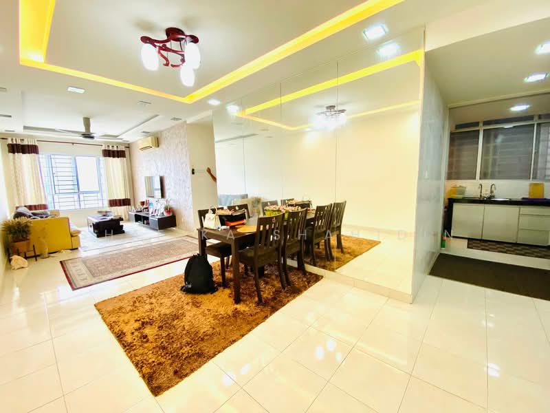 Kondominium untuk Dijual di Banjaria Court - Shafika Shahidin - Living Room - PropertyGuru.com.my