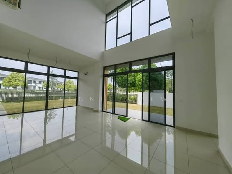 Semi-Detached House for Sale in Setia Alam (Selangor) - Jennie Chew - Living Room - PropertyGuru.com.my