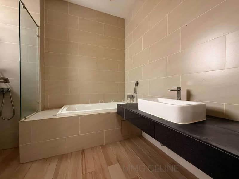Semi-Detached House for Rent in Setia Alam (Selangor) - Loke . - Bathroom - PropertyGuru.com.my