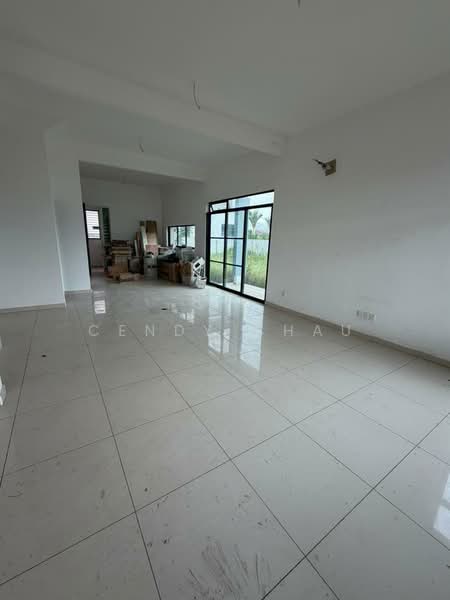 Rumah Teres untuk Dijual di Taman Desa Tebrau (Tebrau) - Cendy Chau - Living Room - PropertyGuru.com.my