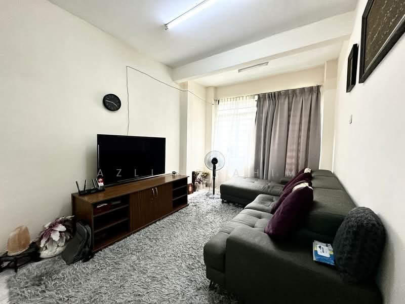 Apartment for Sale at Pangsapuri Waja - Azli Ibrahim - Living Room - PropertyGuru.com.my
