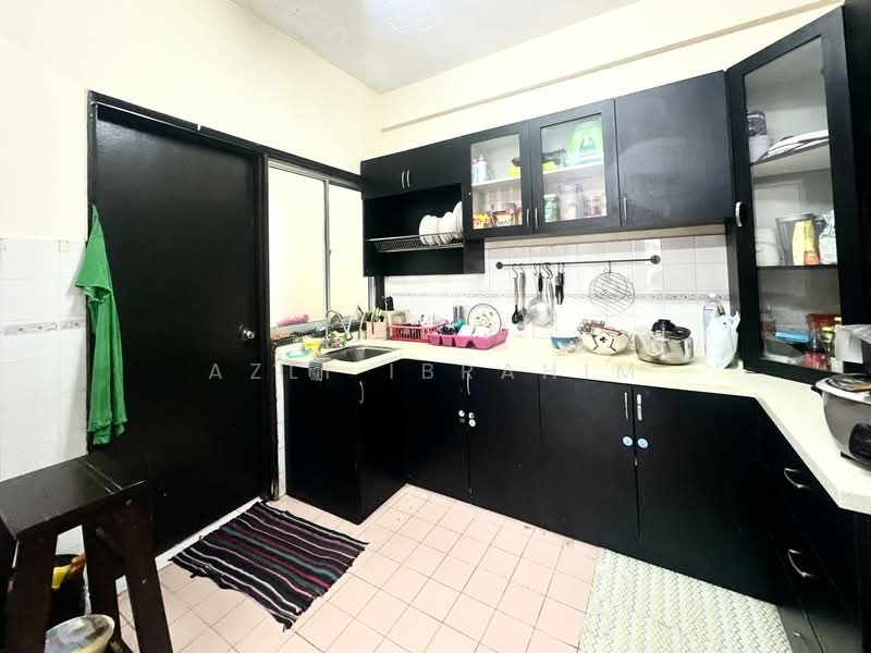 Apartment for Sale at Pangsapuri Waja - Azli Ibrahim - Kitchen - PropertyGuru.com.my