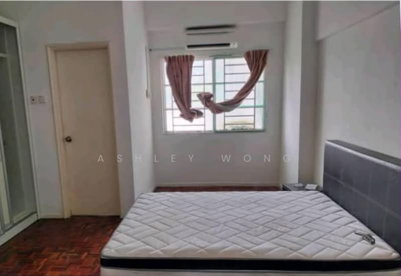 Kondominium untuk Dijual di Puncak Athenaeum - Ashley Wong - Bedroom - PropertyGuru.com.my