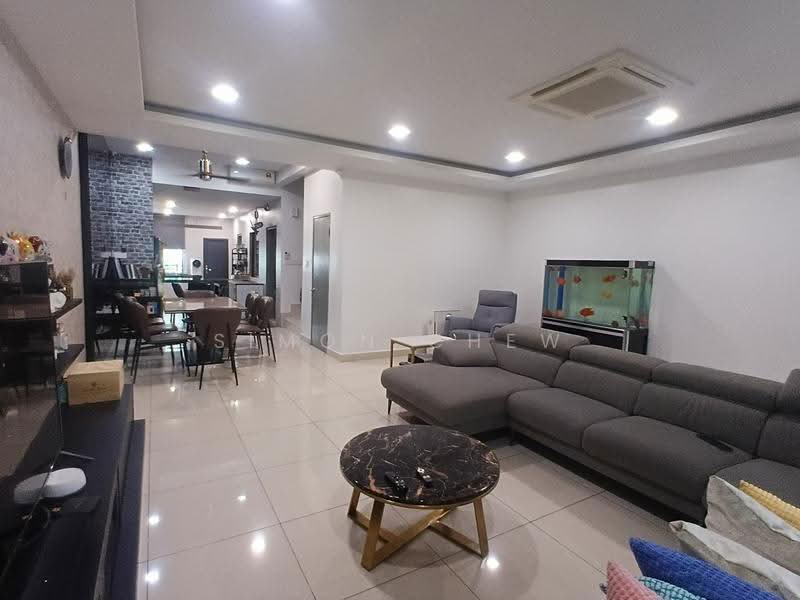 3-storey Terraced House for Sale in Bandar Nusa Rhu (Shah Alam) - Simon Chew - Living Room - PropertyGuru.com.my