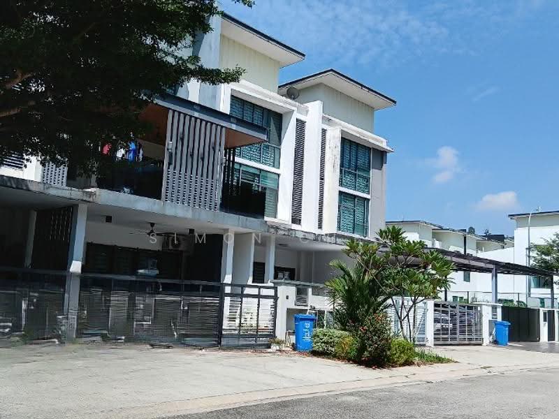 3-storey Terraced House for Sale in Bandar Nusa Rhu (Shah Alam) - Simon Chew - Exterior - PropertyGuru.com.my