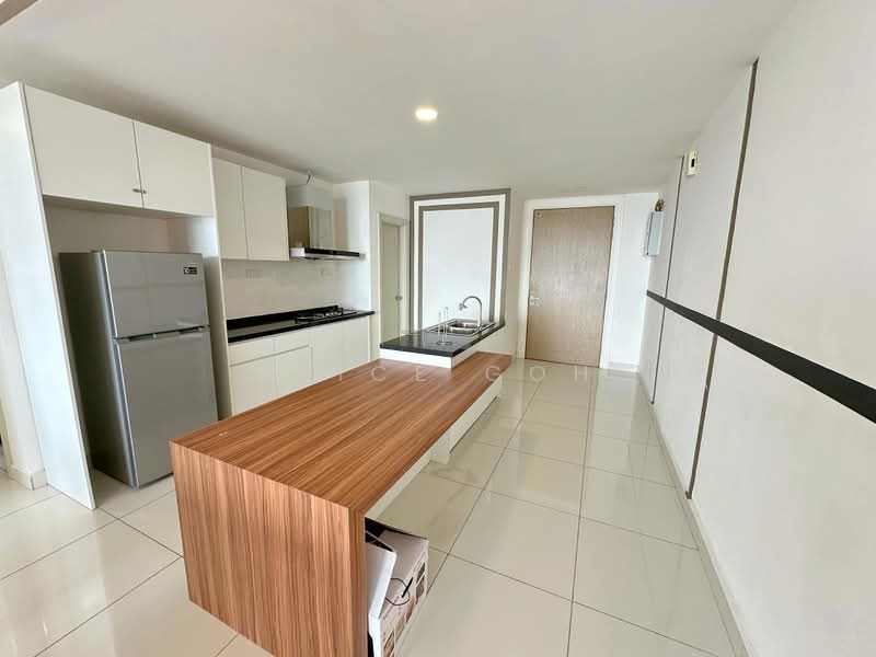Servis Apartment untuk Disewa di Southkey Mosaic - Alice Goh - Kitchen - PropertyGuru.com.my