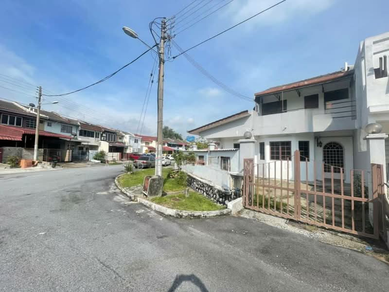 2-storey Terraced House for Sale in SS19 (Subang Jaya) - Zaidah Ahmad - Exterior - PropertyGuru.com.my