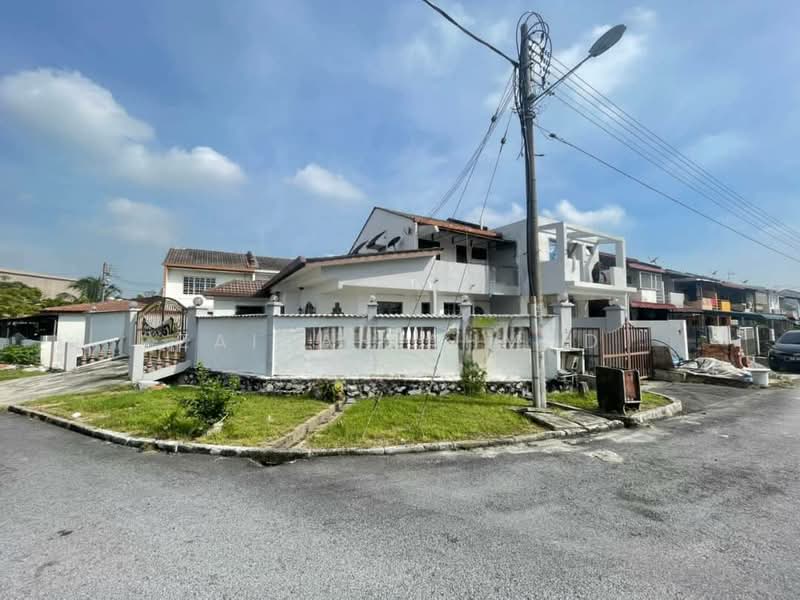 2-storey Terraced House for Sale in SS19 (Subang Jaya) - Zaidah Ahmad - Exterior - PropertyGuru.com.my