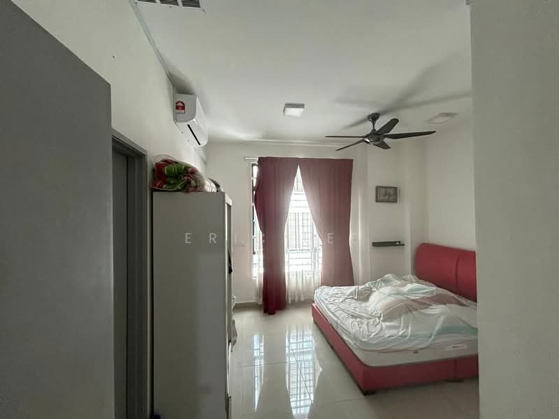 Cluster House for Sale in Taman Pulai Hijauan (Skudai) - Eric Lee - Bedroom - PropertyGuru.com.my