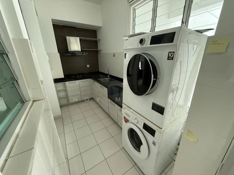 Kondominium untuk Disewa di Platino Condominium - Hoy Meng - Kitchen - PropertyGuru.com.my