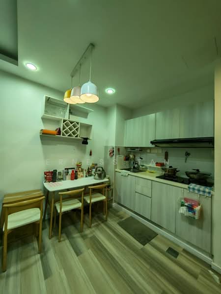 Service Residence for Sale at The Garden Residences - Erness Tan - Kitchen - PropertyGuru.com.my
