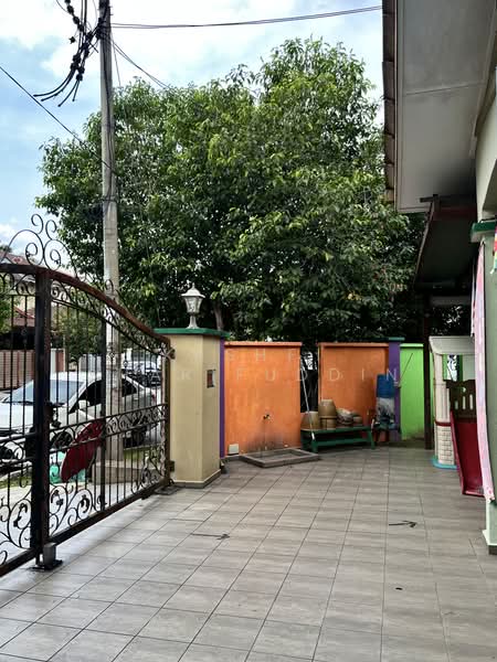 Rumah Teres 2 Tingkat untuk Dijual di Ukay Bistari (Ulu Kelang) - Kashfi Sharifuddin - Exterior - PropertyGuru.com.my