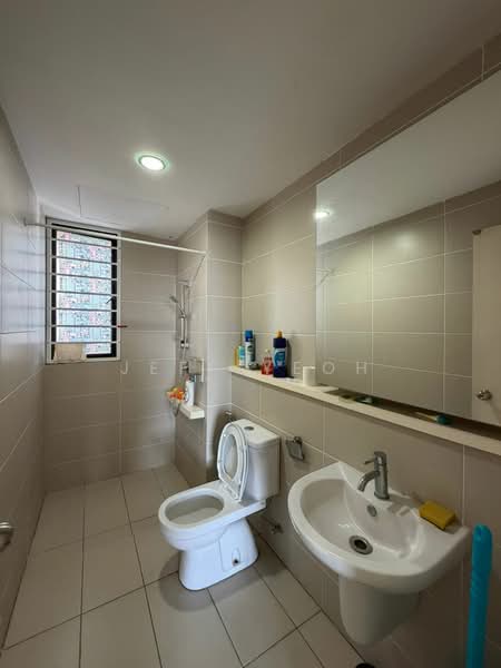 Kondominium untuk Disewa di Amansuri Residences - Jeff Yeoh - Bathroom - PropertyGuru.com.my