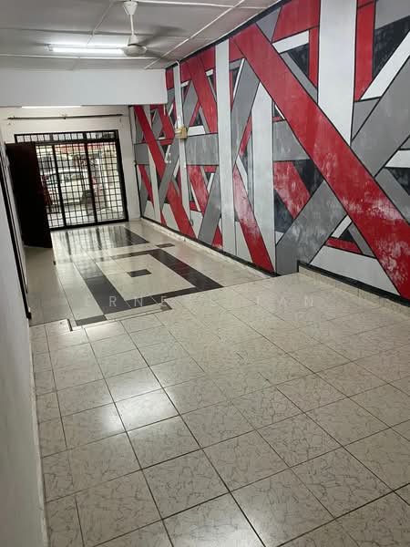 1-storey Terraced House for Sale in Taman Universiti (Skudai) - Erness Tan - Entrance - PropertyGuru.com.my