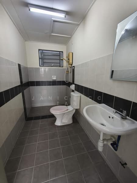 Service Residence for Sale at Koi Kinrara - Janice CC Tan - Bathroom - PropertyGuru.com.my