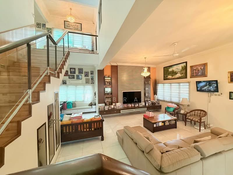 Bungalow for Sale in Taman Dagang (Ampang) - Azli Ibrahim - Living Room - PropertyGuru.com.my