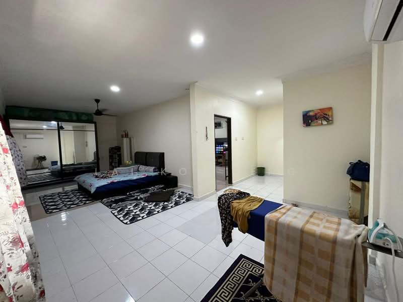 Rumah Teres 1 Tingkat untuk Dijual di Skudai (Johor) - Lai Kok Seng - Bedroom - PropertyGuru.com.my
