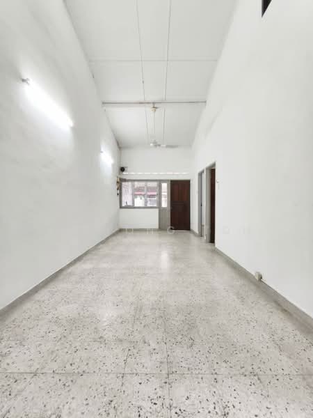 Rumah Teres 1 Tingkat untuk Dijual di Taman Sri Tebrau (Johor Bahru) - Ee Fong Toh - PropertyGuru.com.my