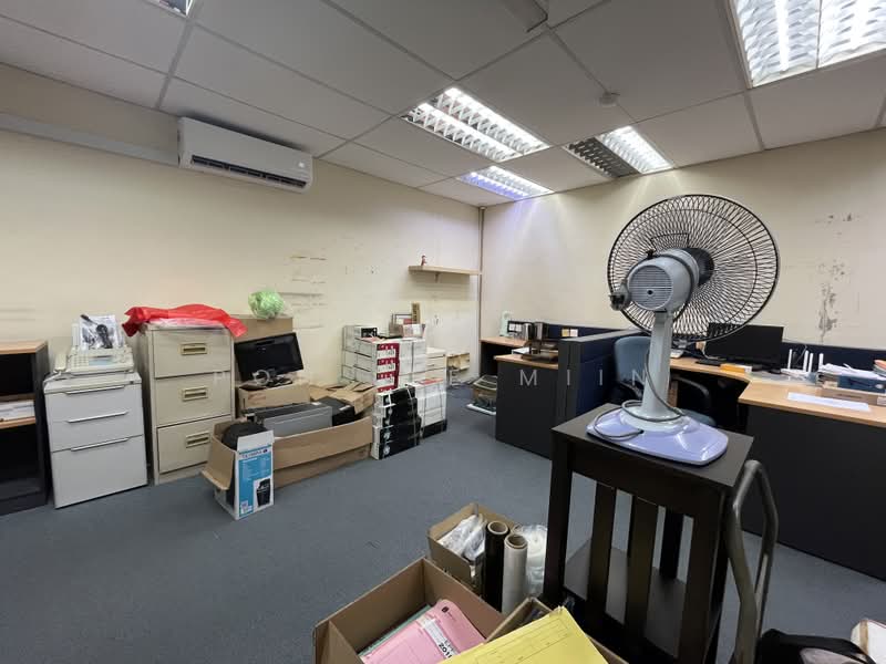 Shop / Office for Rent in Taman Maluri (Cheras) - Pon Lee Miin - Interior - PropertyGuru.com.my