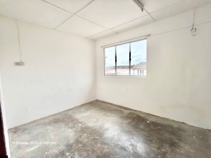 2-storey Terraced House for Sale in Taman Tasik Jaya (Senawang) - Tengku Zairi - PropertyGuru.com.my
