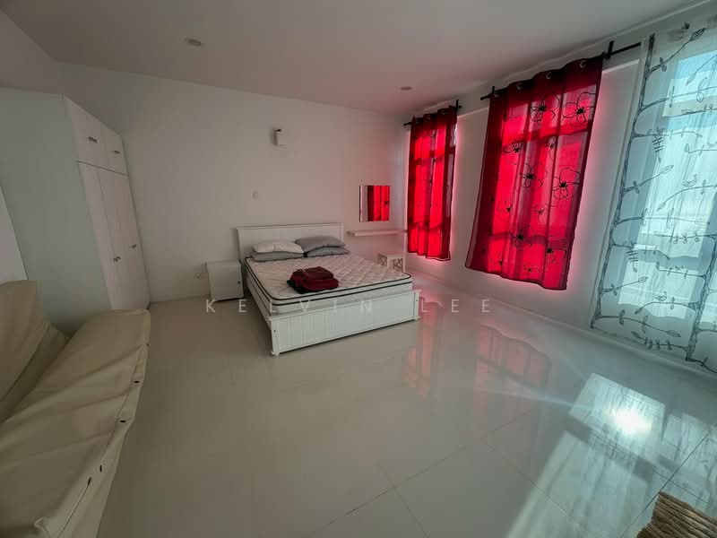 Bungalow for Rent in Batu Ferringhi (Penang) - Kelvin Lee - Bedroom - PropertyGuru.com.my