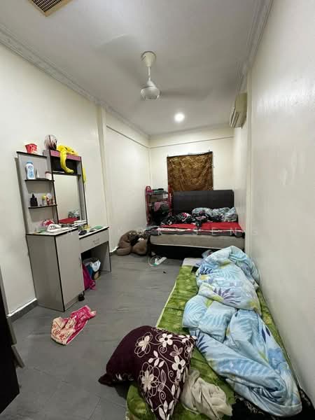 Rumah Teres 1 Tingkat untuk Disewa di Skudai (Johor) - Lai Kok Seng - Bedroom - PropertyGuru.com.my