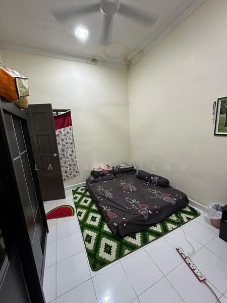 Rumah Teres 1 Tingkat untuk Disewa di Skudai (Johor) - Lai Kok Seng - Bedroom - PropertyGuru.com.my