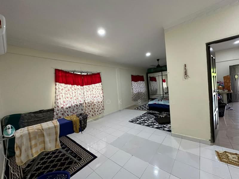 Rumah Teres 1 Tingkat untuk Disewa di Skudai (Johor) - Lai Kok Seng - Bedroom - PropertyGuru.com.my