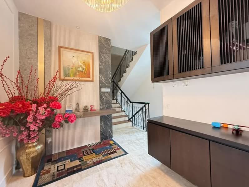 Bungalow for Rent in Batu Ferringhi (Penang) - Kelvin Lee - Entrance - PropertyGuru.com.my