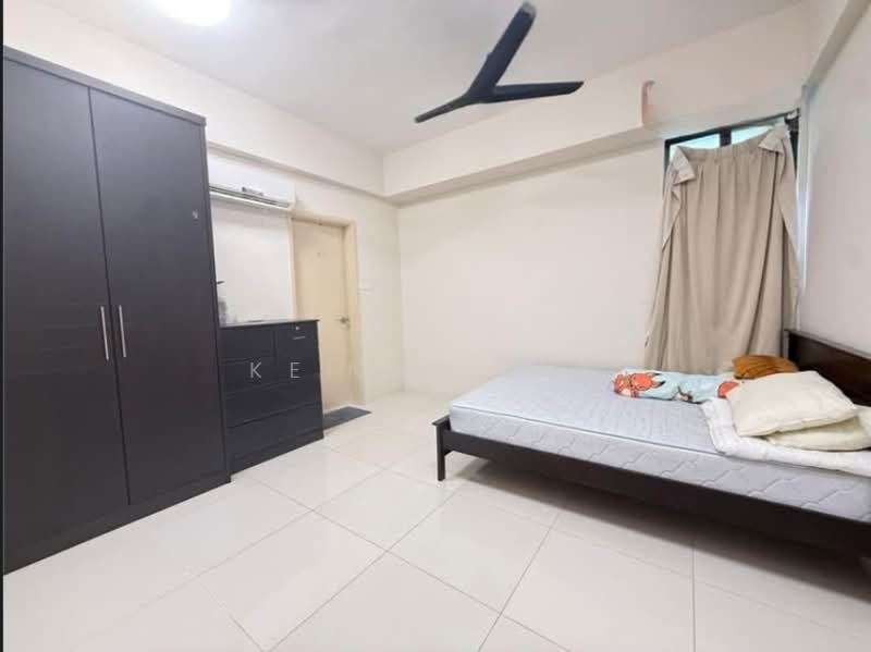 Bungalow for Rent in Batu Ferringhi (Penang) - Kelvin Lee - Bedroom - PropertyGuru.com.my