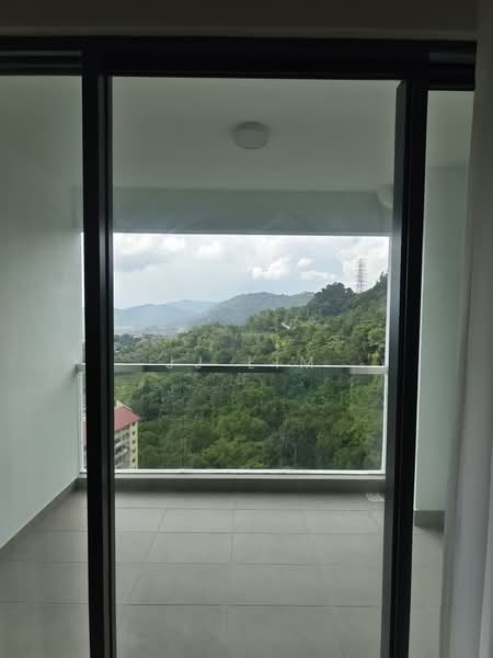 Kondominium untuk Disewa di Brezza Hill - JJ Lim - Balcony - PropertyGuru.com.my