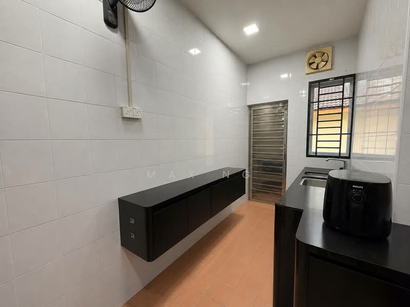 1-storey Terraced House for Sale in Taman JP Perdana (Johor Bahru) - Max Ng - Kitchen - PropertyGuru.com.my