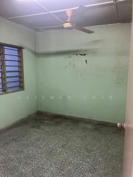 1-storey Terraced House for Sale in Kelana Jaya (Petaling Jaya) - Hazeman Omar - Interior - PropertyGuru.com.my