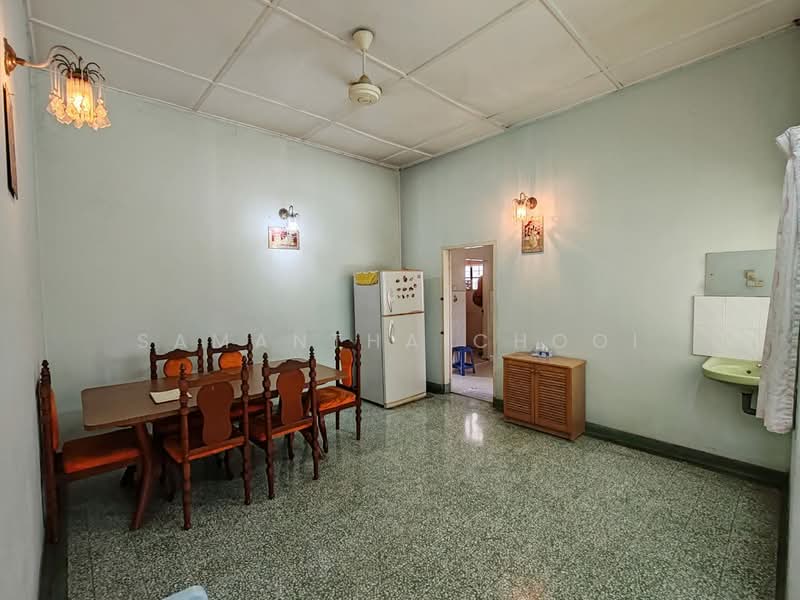 Rumah Banglo untuk Dijual di Seksyen 12 (Petaling Jaya) - Samantha Chooi - Dining Room - PropertyGuru.com.my