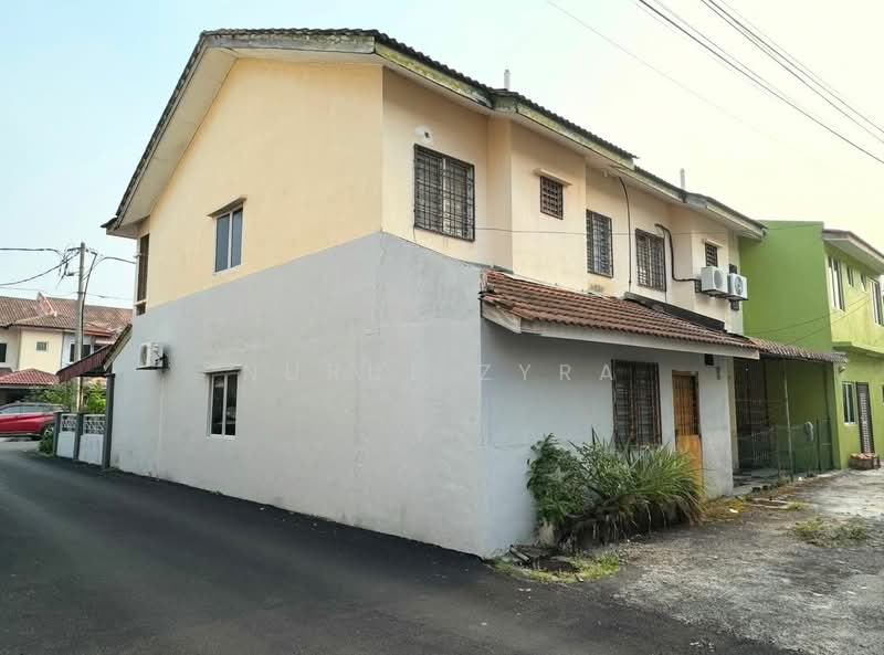 Rumah Teres 2 Tingkat untuk Disewa di Bangi (Selangor) - Nurul Zyra - Exterior - PropertyGuru.com.my