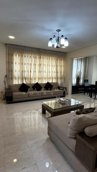 Kondominium untuk Dijual di The Capsquare Residences - Zarema Kulbuzheva - Living Room - PropertyGuru.com.my