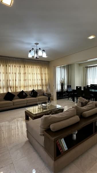 Kondominium untuk Dijual di The Capsquare Residences - Zarema Kulbuzheva - Living Room - PropertyGuru.com.my