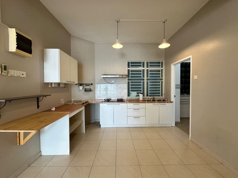 Kondominium untuk Disewa di Desa Airmas Condominium - SERENEN TEH - Kitchen - PropertyGuru.com.my