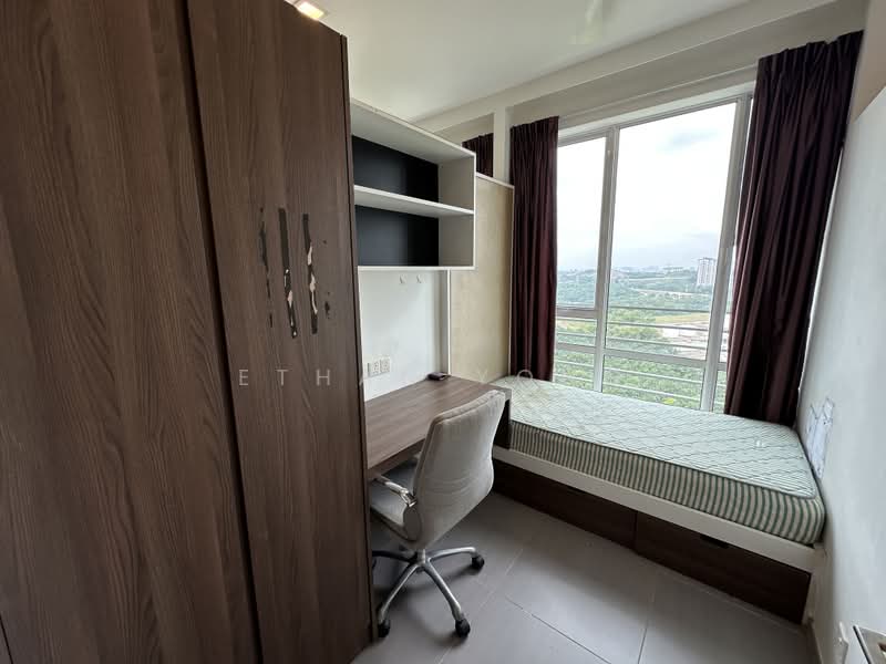 Kediaman Servis untuk Disewa di Garden Plaza - Ethan Yong - Bedroom - PropertyGuru.com.my