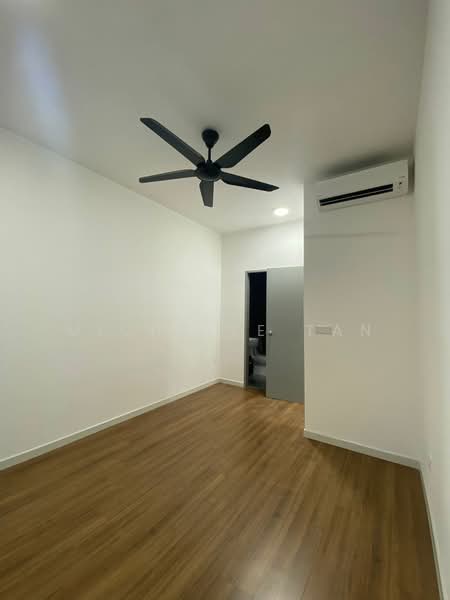 Service Residence for Sale at M Vertica - Michelle Tan - Interior - PropertyGuru.com.my