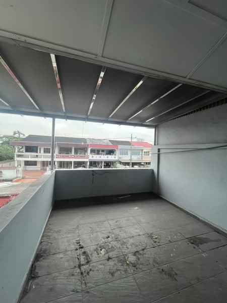 Rumah Teres untuk Dijual di Taman Pelangi (Johor Bahru) - Joy Min - Balcony - PropertyGuru.com.my