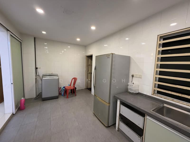 Rumah Teres 3 Tingkat untuk Dijual di Jelutong (Penang) - Qyan Goh - Kitchen - PropertyGuru.com.my