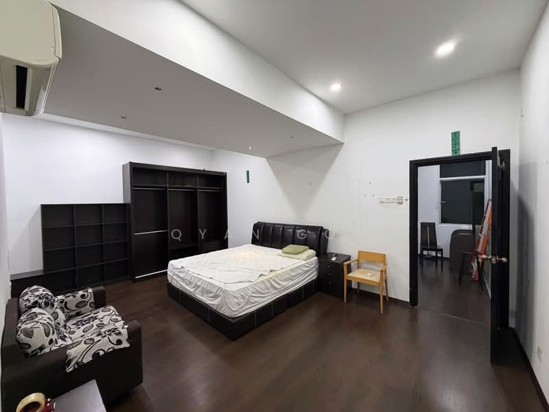 Rumah Teres 3 Tingkat untuk Dijual di Jelutong (Penang) - Qyan Goh - Bedroom - PropertyGuru.com.my