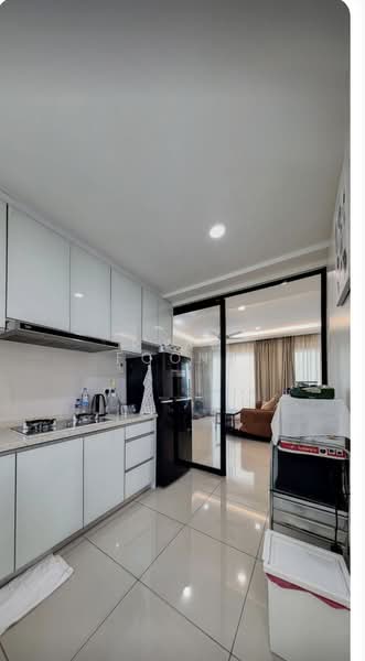 Kondominium untuk Dijual di SummerSkye Residences - Ryan Foong - Kitchen - PropertyGuru.com.my