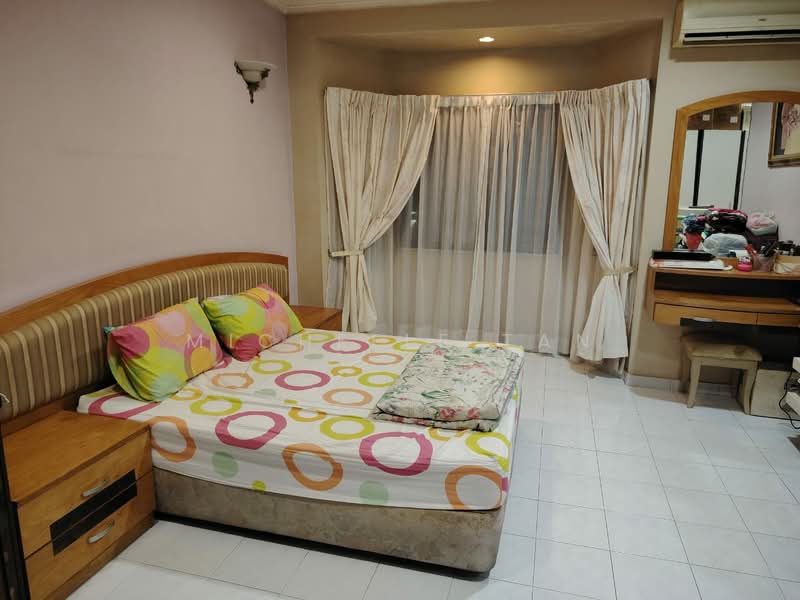 Rumah Teres 2 Tingkat untuk Dijual di Bandar Sungai Long (Selangor) - Michelle Tan - Bedroom - PropertyGuru.com.my