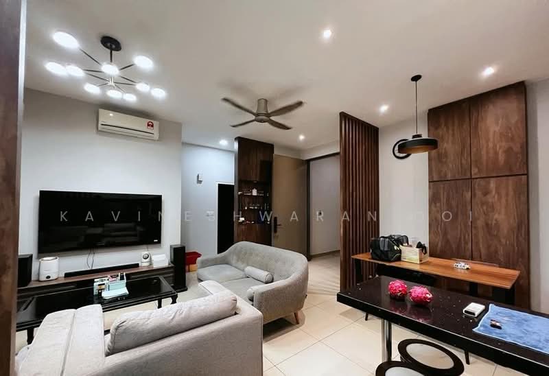3-storey Terraced House for Sale in Twentyfive7 (Tanjong Duabelas) - Kavineshwaran Ooi - Living Room - PropertyGuru.com.my